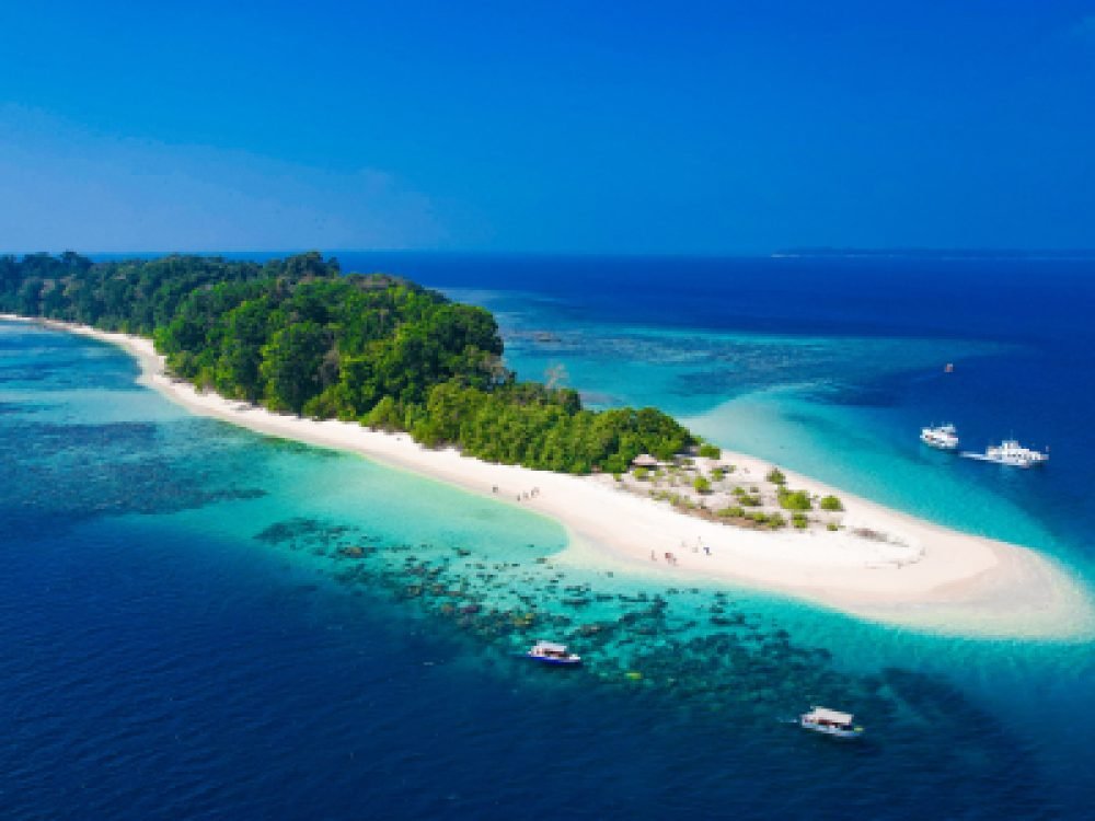 Night 4 Days Andaman honeymoon package featuring beaches, islands, water activities, and historic sites like Cellular Jail, Chidiya Tapu, and Ross Island